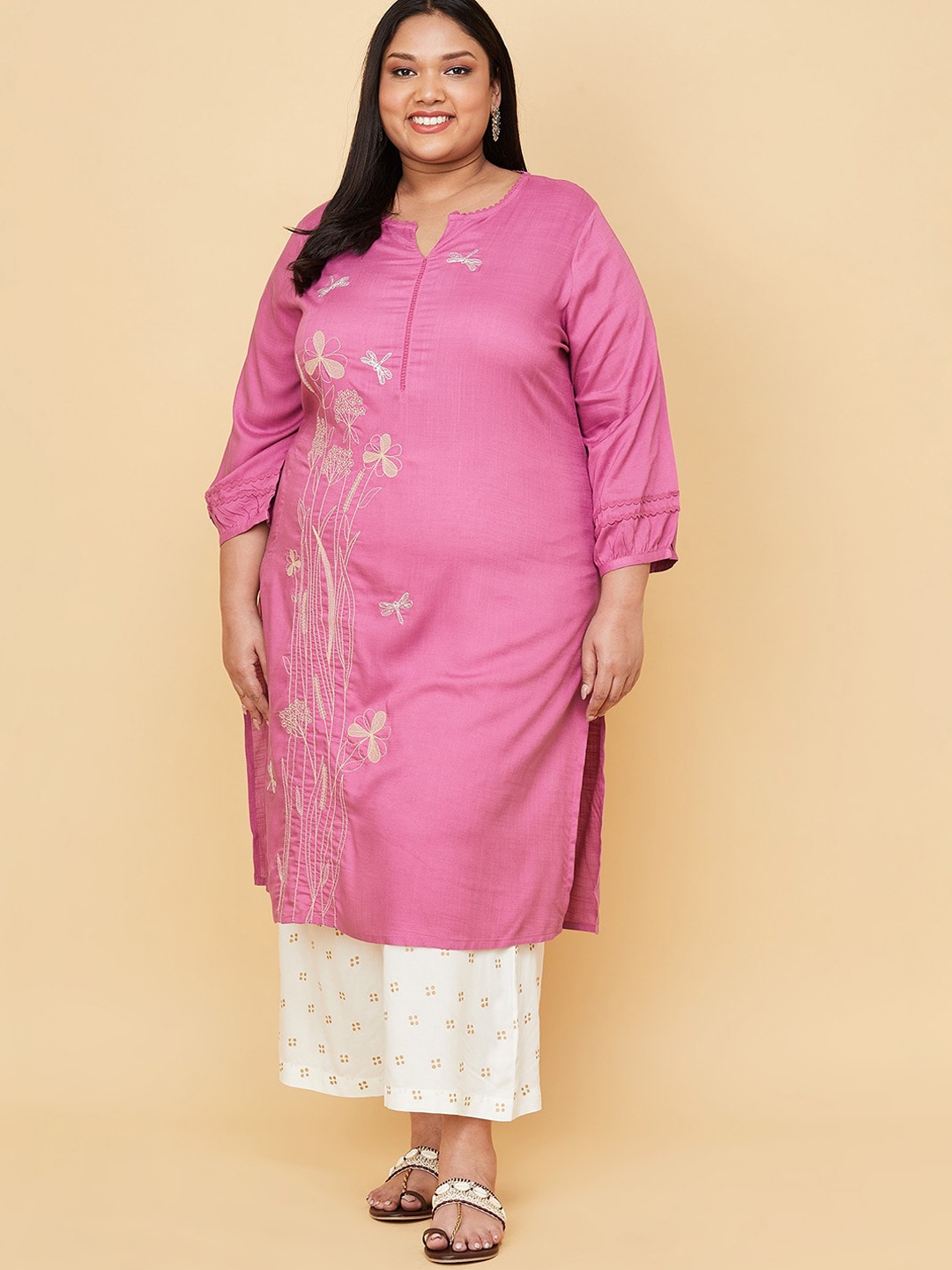 

max Women Plus Size Pink Floral Embroidered Kurta