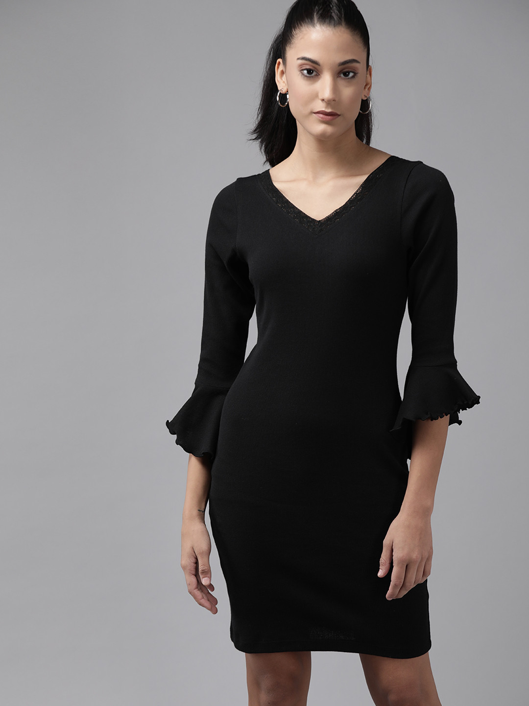 

Roadster Women Black Solid Sheath Dress