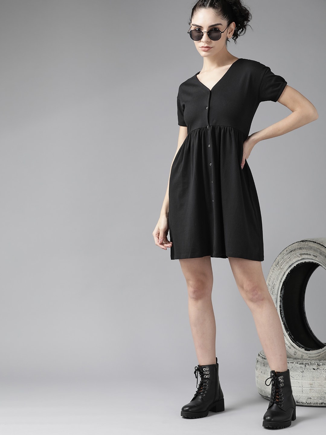 

Roadster Black Solid A-Line Dress