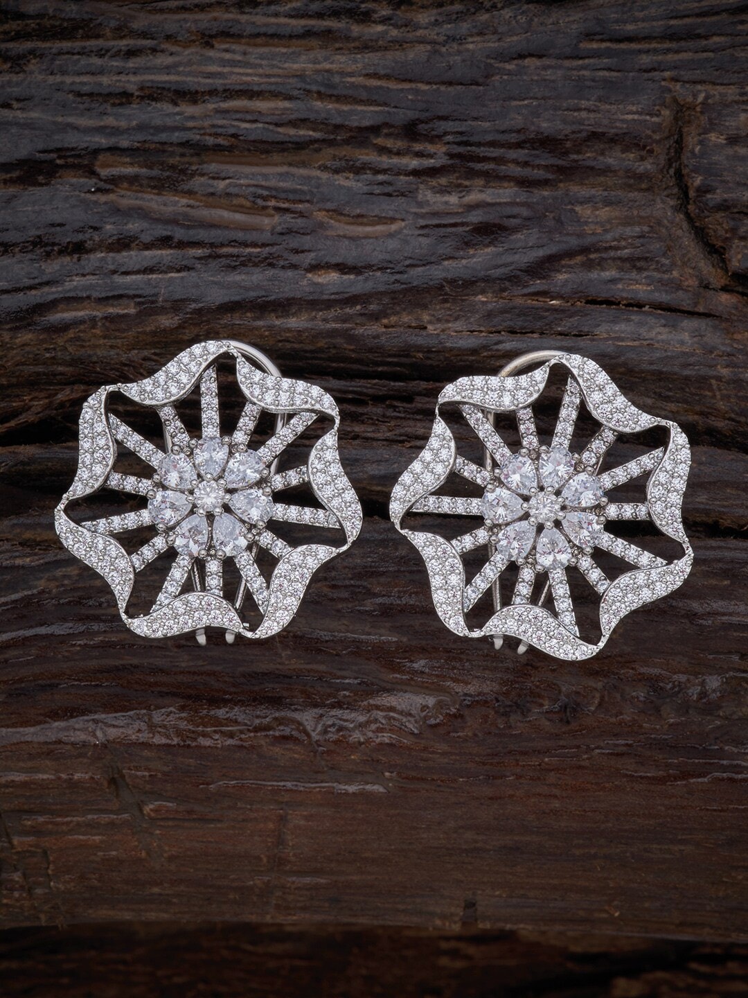 

Kushal's Fashion Jewellery Rhodium-Plated White Floral Studs Earrings