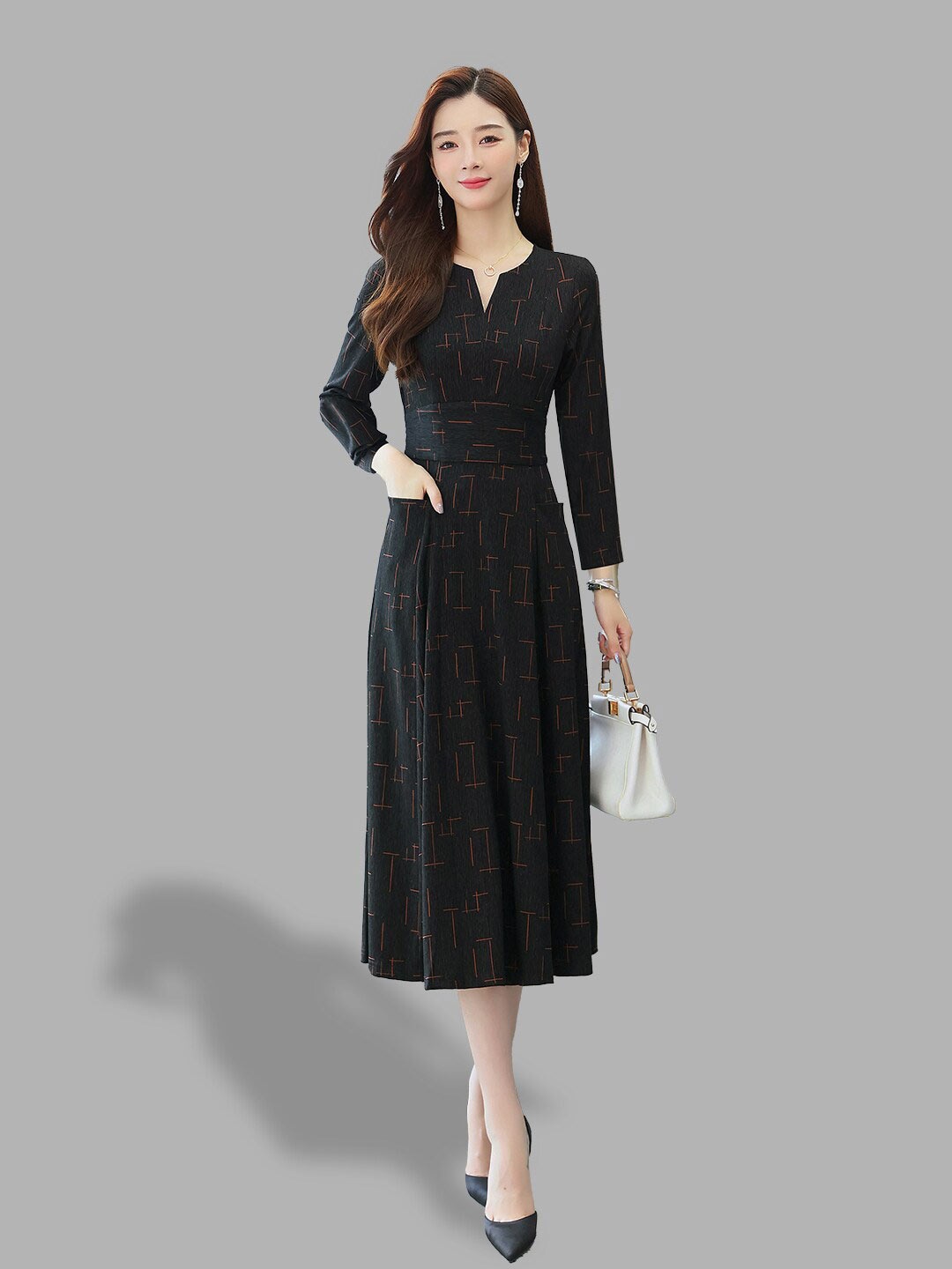 

JC Collection Women Black Keyhole Neck Midi Dress