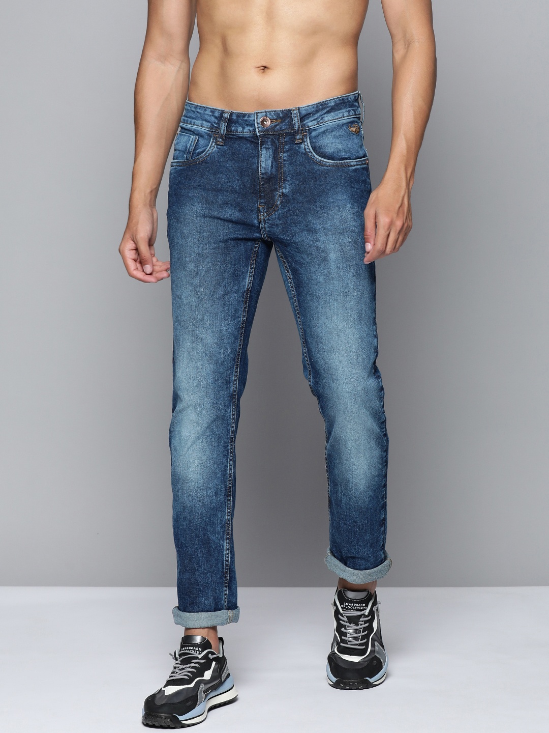 

Flying Machine Men Blue Michael Slim Tapered Fit Light Fade Stretchable Jeans