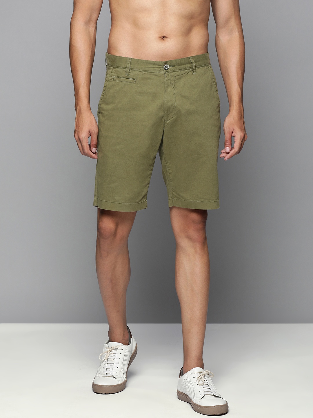 

Flying Machine Men Olive Green Solid Above Knee Slim Fit Chino Shorts