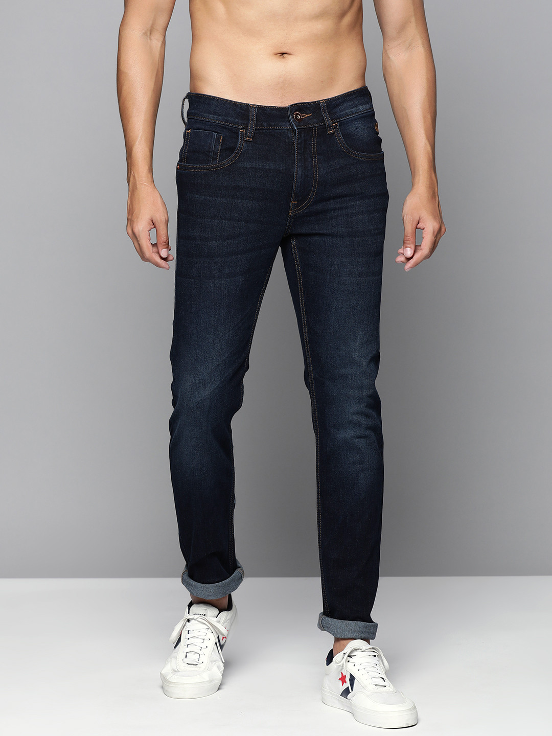 

Flying Machine Men Blue Micheal Slim Fit Light Fade Stretchable Casual Jeans