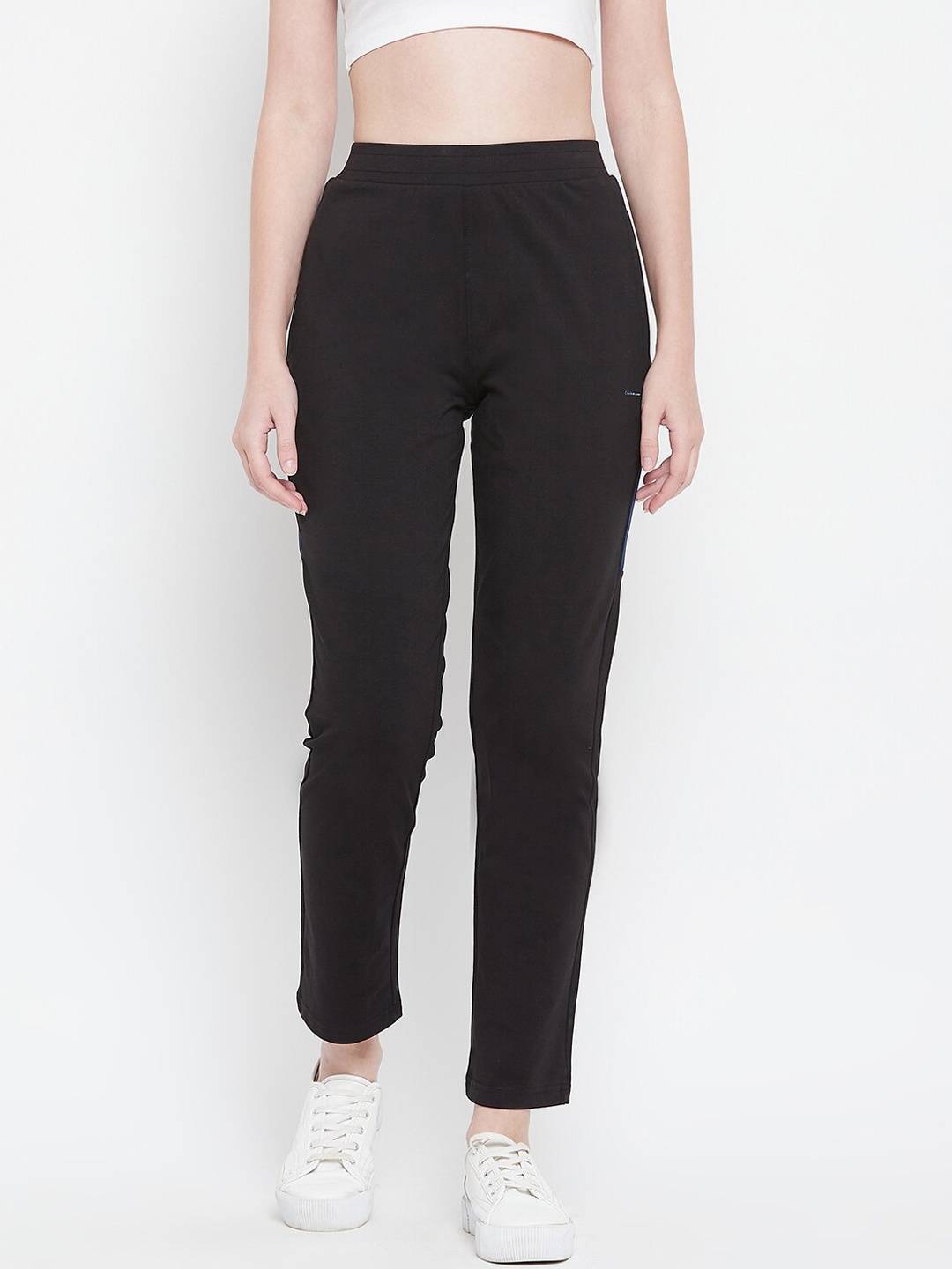 

Okane Women Black Solid Track Pant