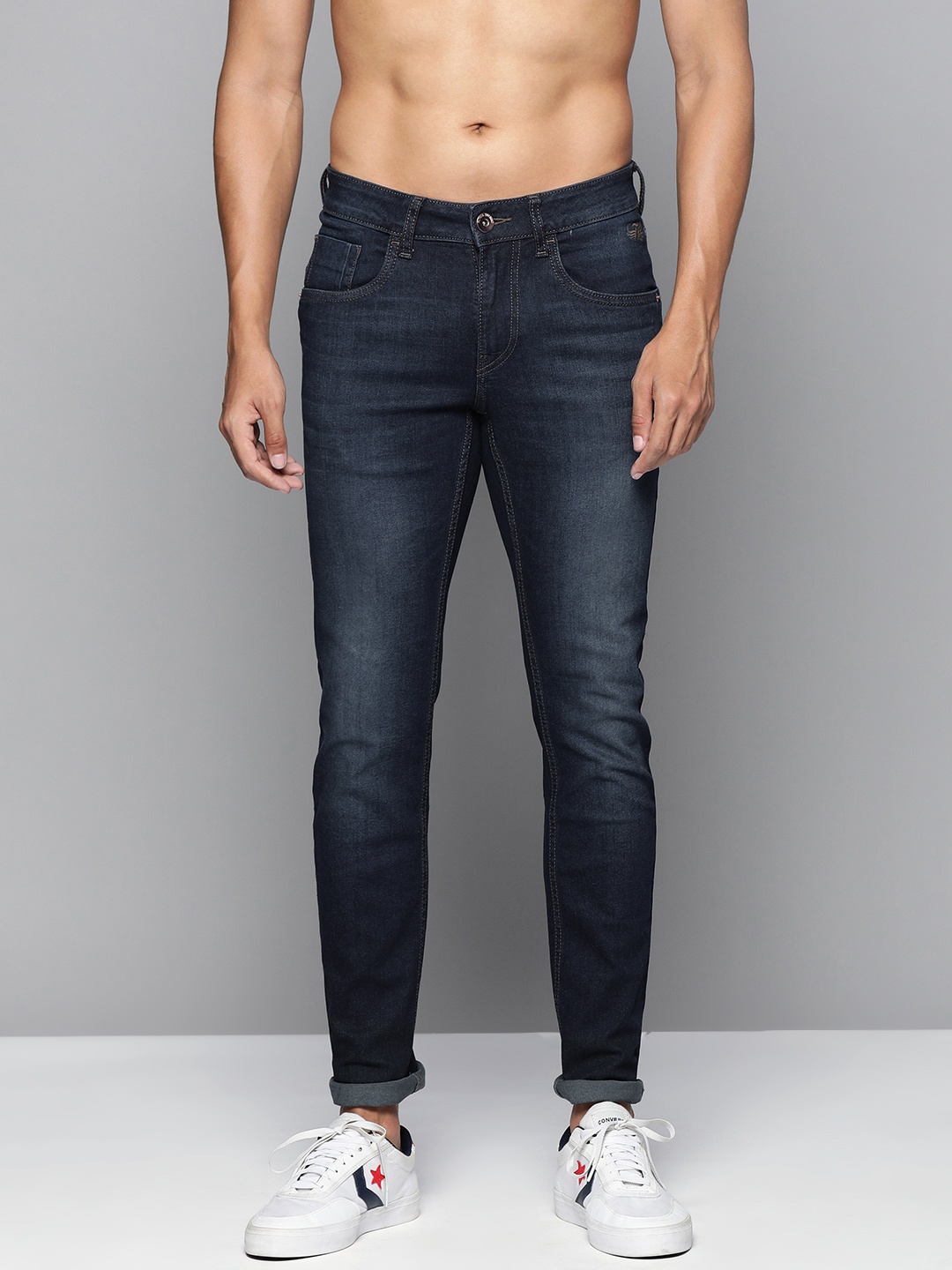 

Flying Machine Men Blue Jackson Skinny Fit Low-Rise Light Fade Stretchable Jeans