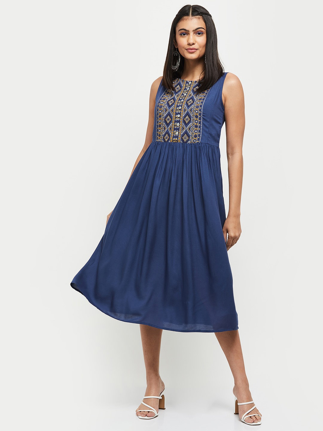 

max Women Blue Ethnic Motifs Midi Dress