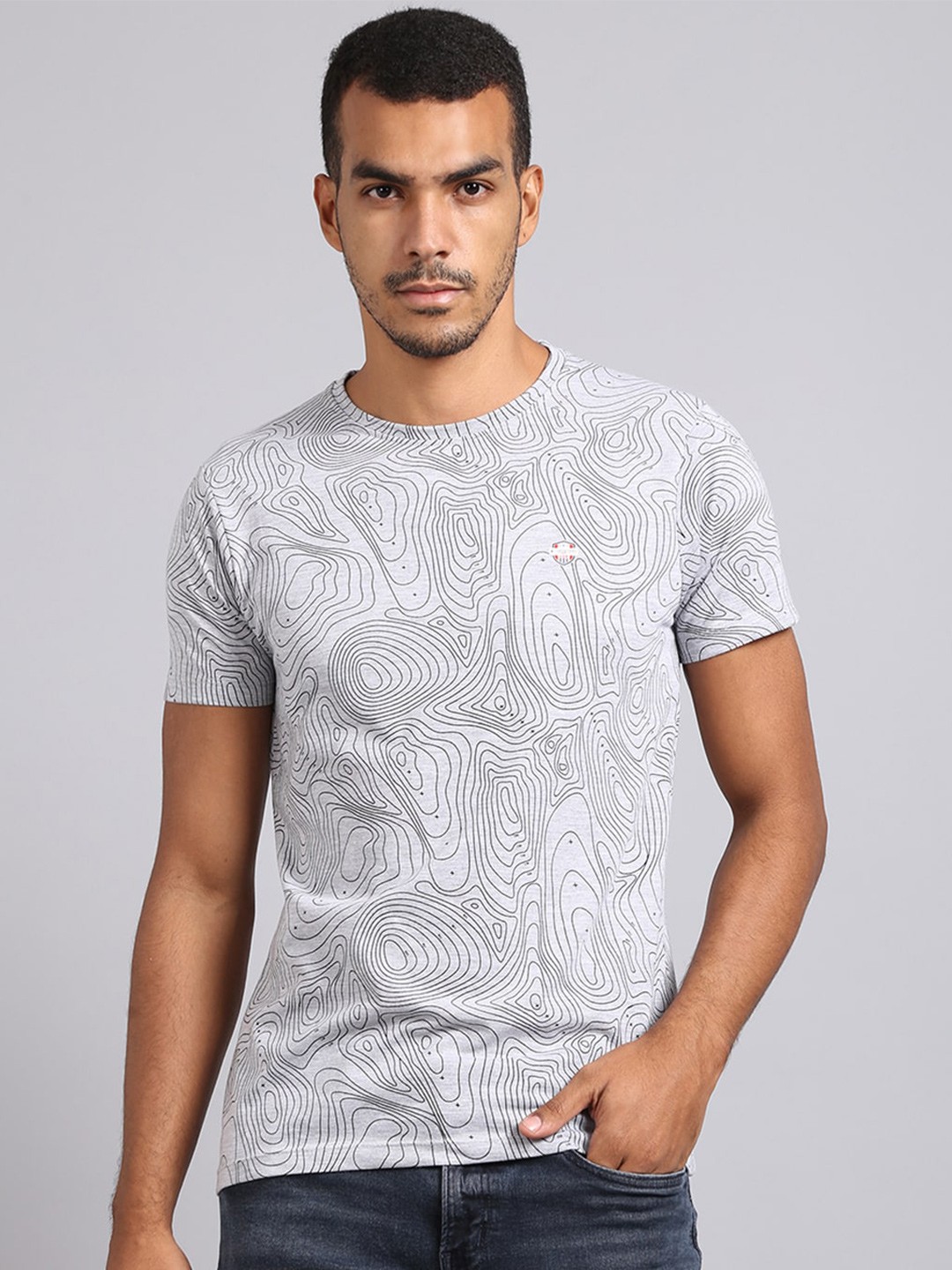 

VENITIAN Men Grey Printed Slim Fit T-shirt