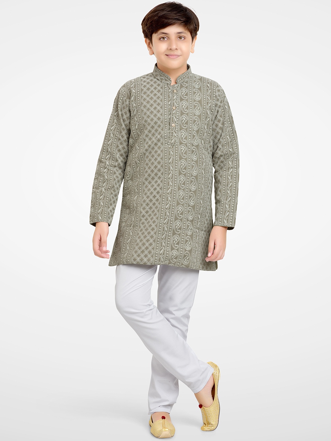 

Jeetethnics Boys Grey Ethnic Motifs Embroidered Kurti With Pyjamas