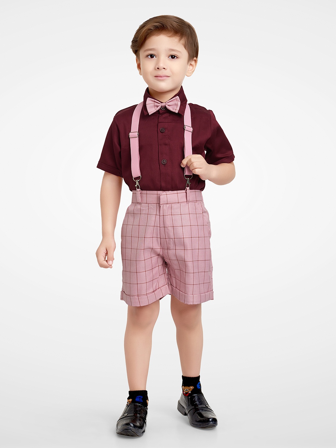 

Jeetethnics Boys Peach & Maroon Checked Clothing Set