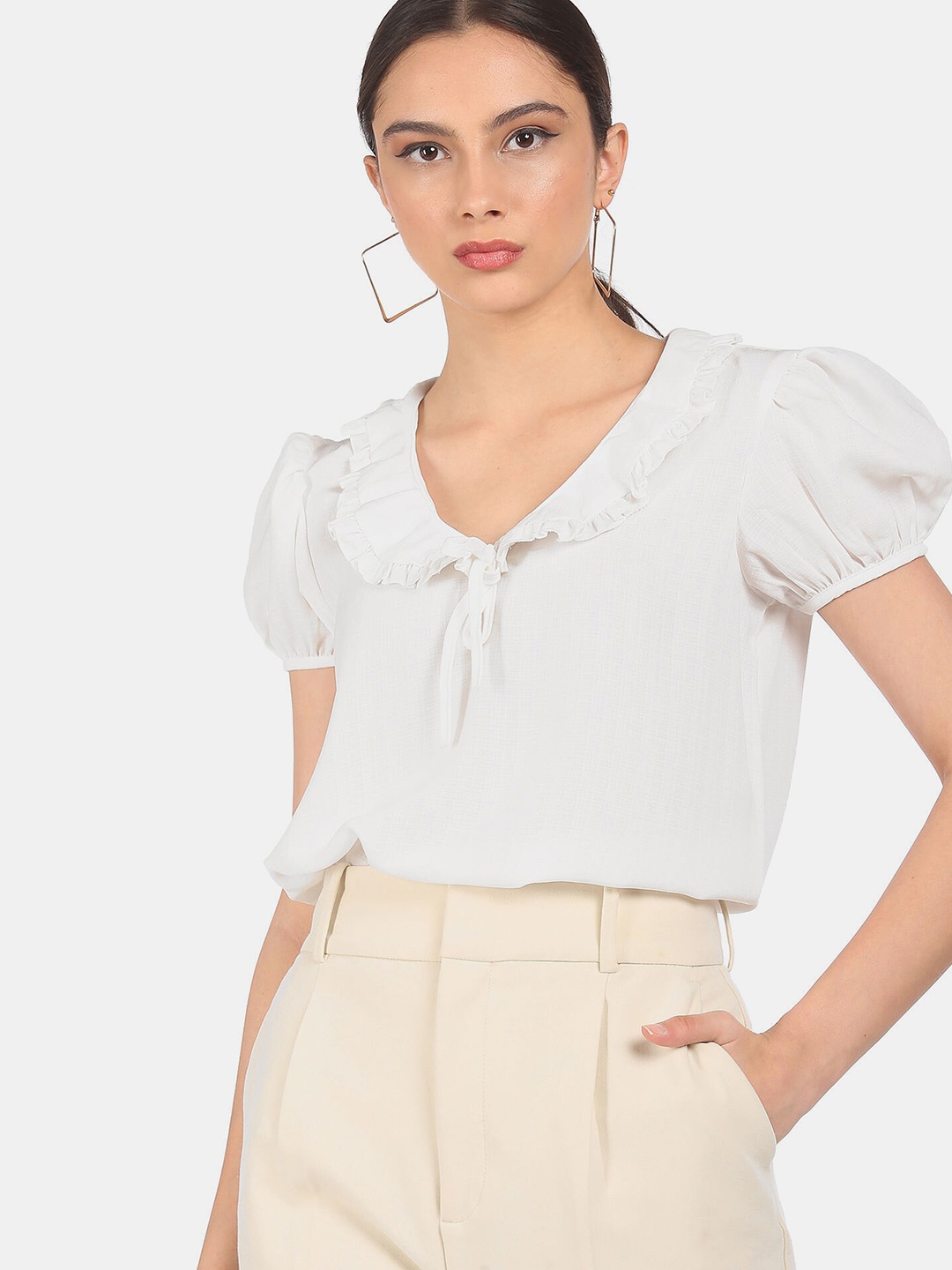 

SHFFL White Peter Pan Collar Top