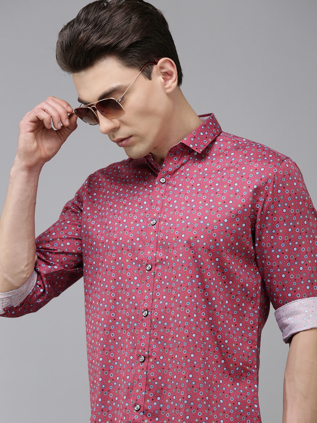 

V Dot Men Ethic Motifs Printed Slim Fit Pure Cotton Casual Shirt, Red