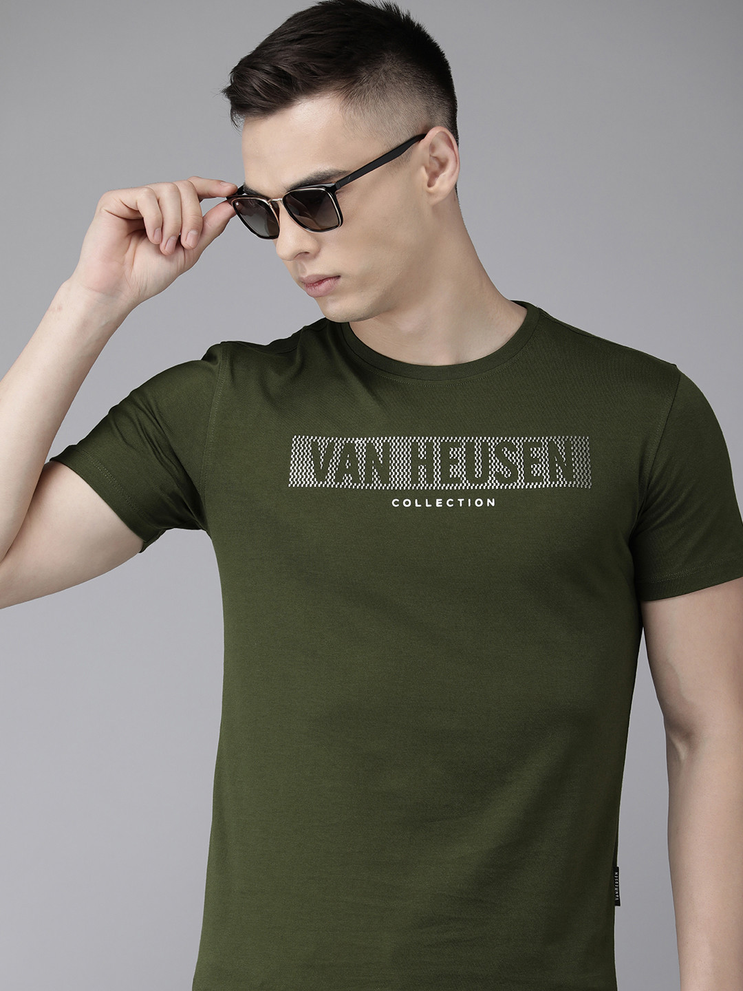 

V Dot Men Brand Logo Embellished Pure Cotton Slim Fit T-shirt, Olive
