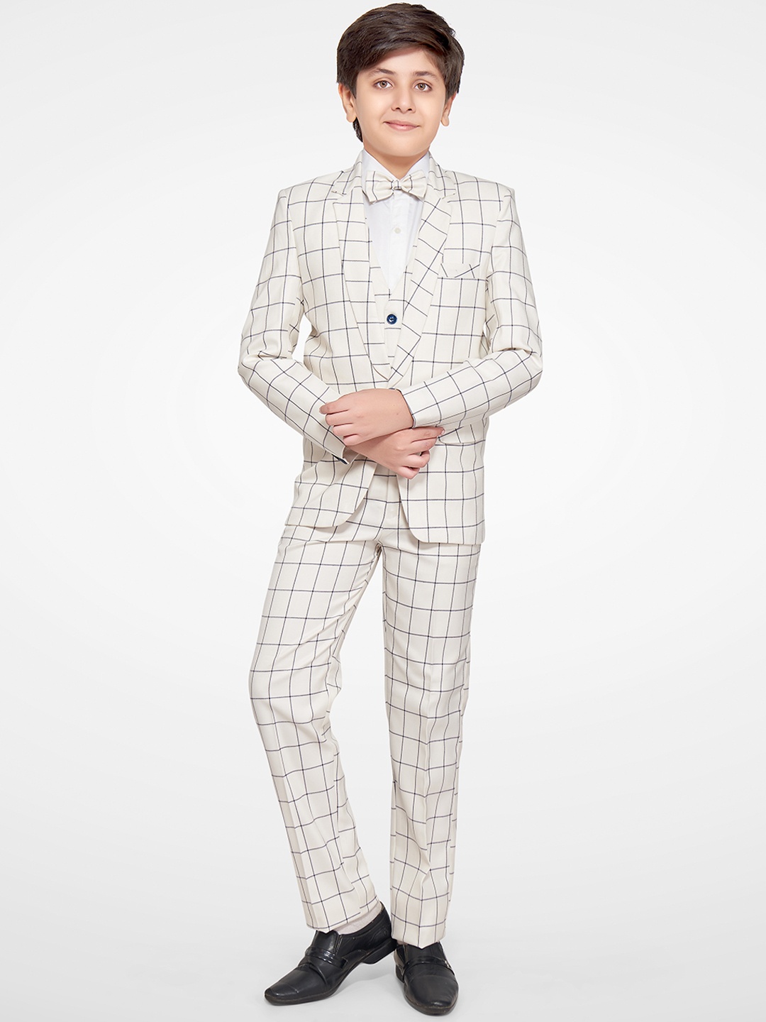 

Jeetethnics Boys White & Black Checked 5-Piece Single-Breasted Partywear Suit