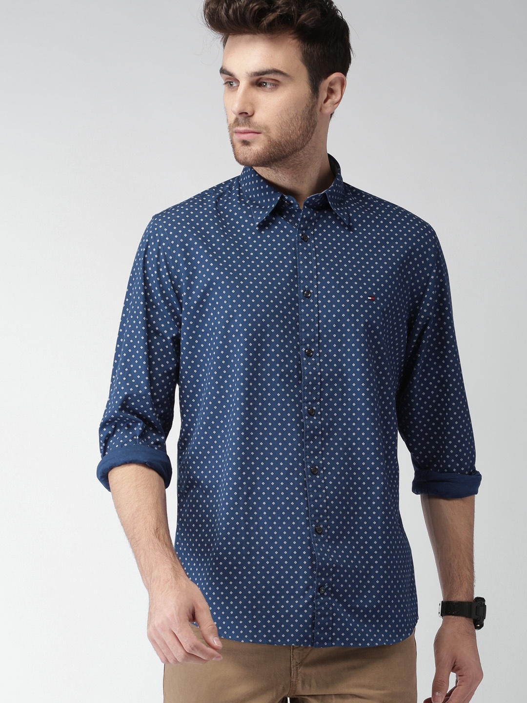 

Tommy Hilfiger Men Blue & White Printed Regular Fit Casual Shirt