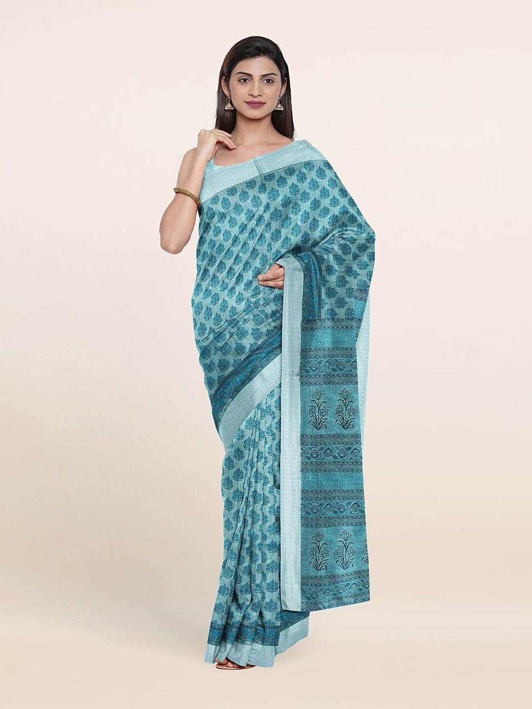 

Pothys Blue & Silver-Toned Floral Printed Saree