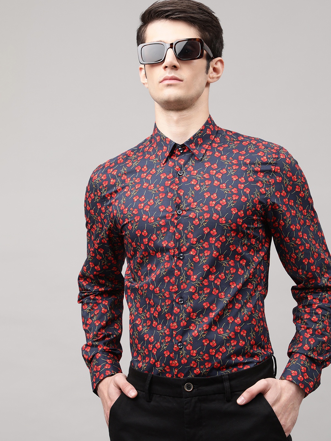 

Antony Morato Men Navy Blue & Red Classic Floral Printed Formal Shirt
