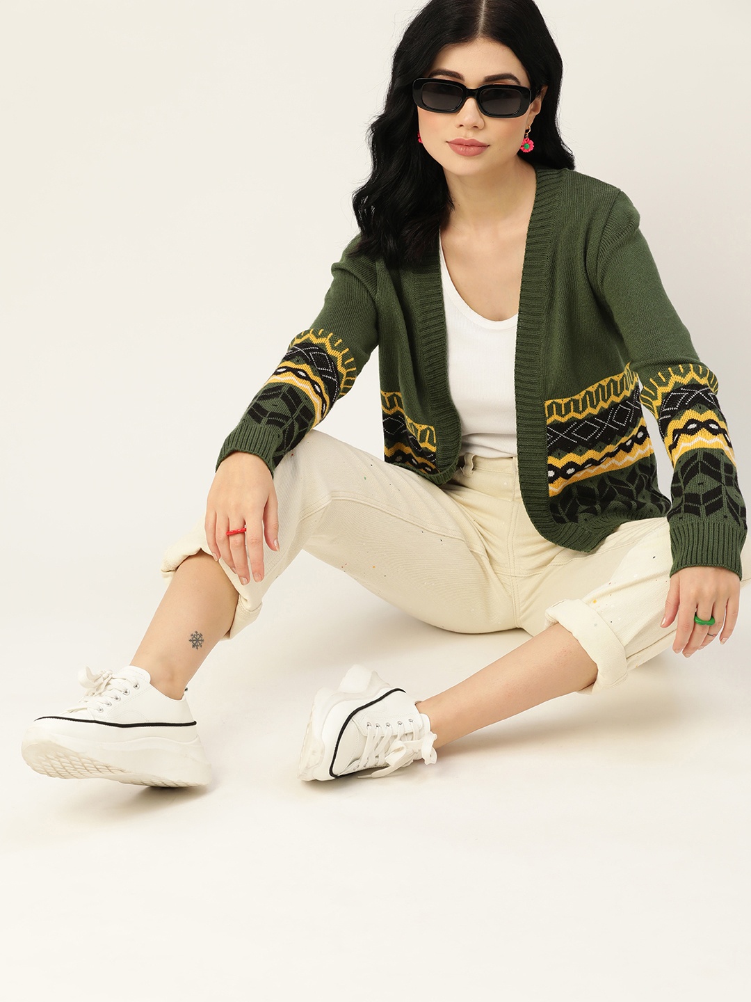 

DressBerry Women Olive Green Acrylic Self-Design Cardigan