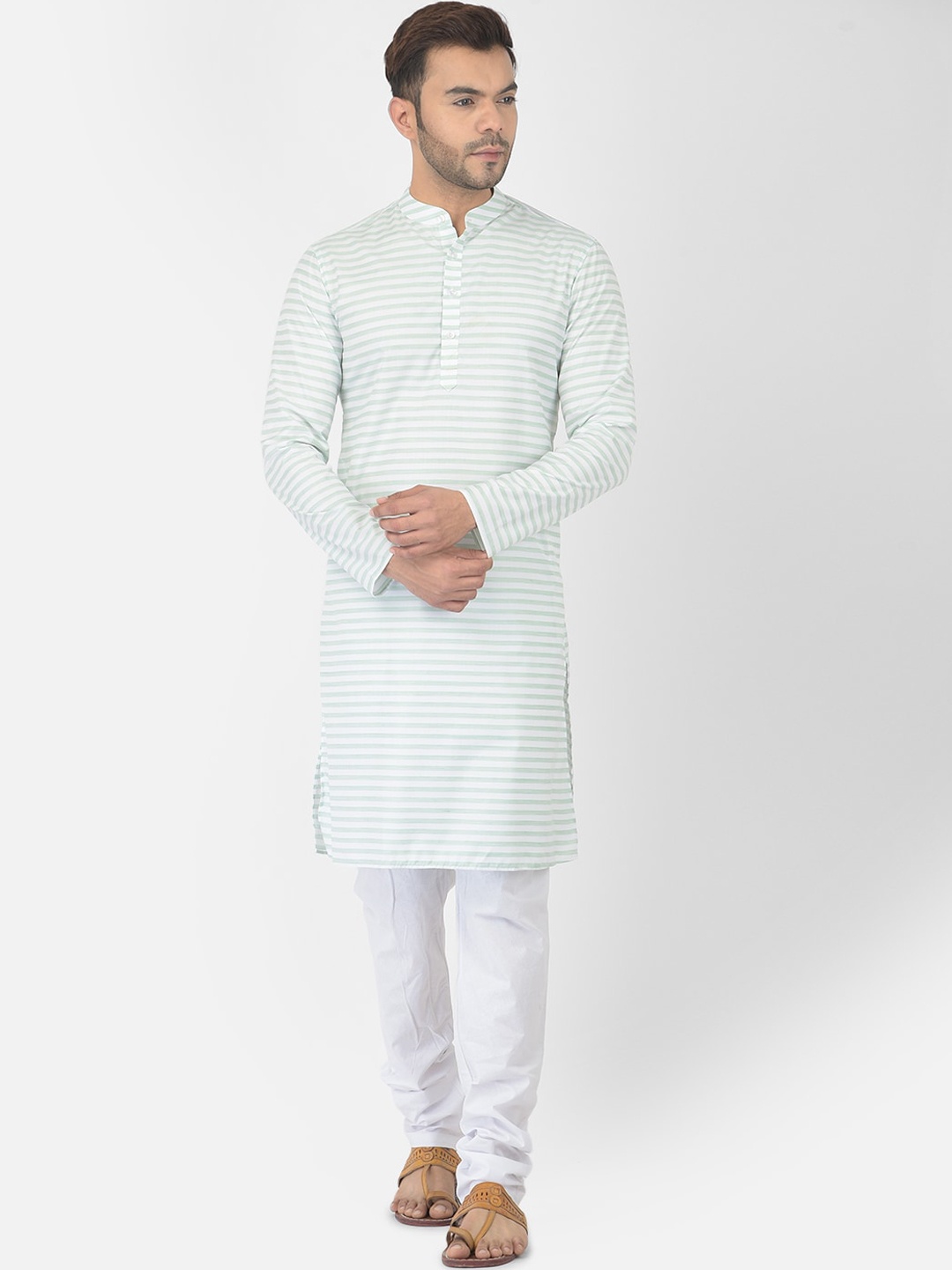 

DEYANN Men Green Striped Pure Cotton Kurta with Churidar