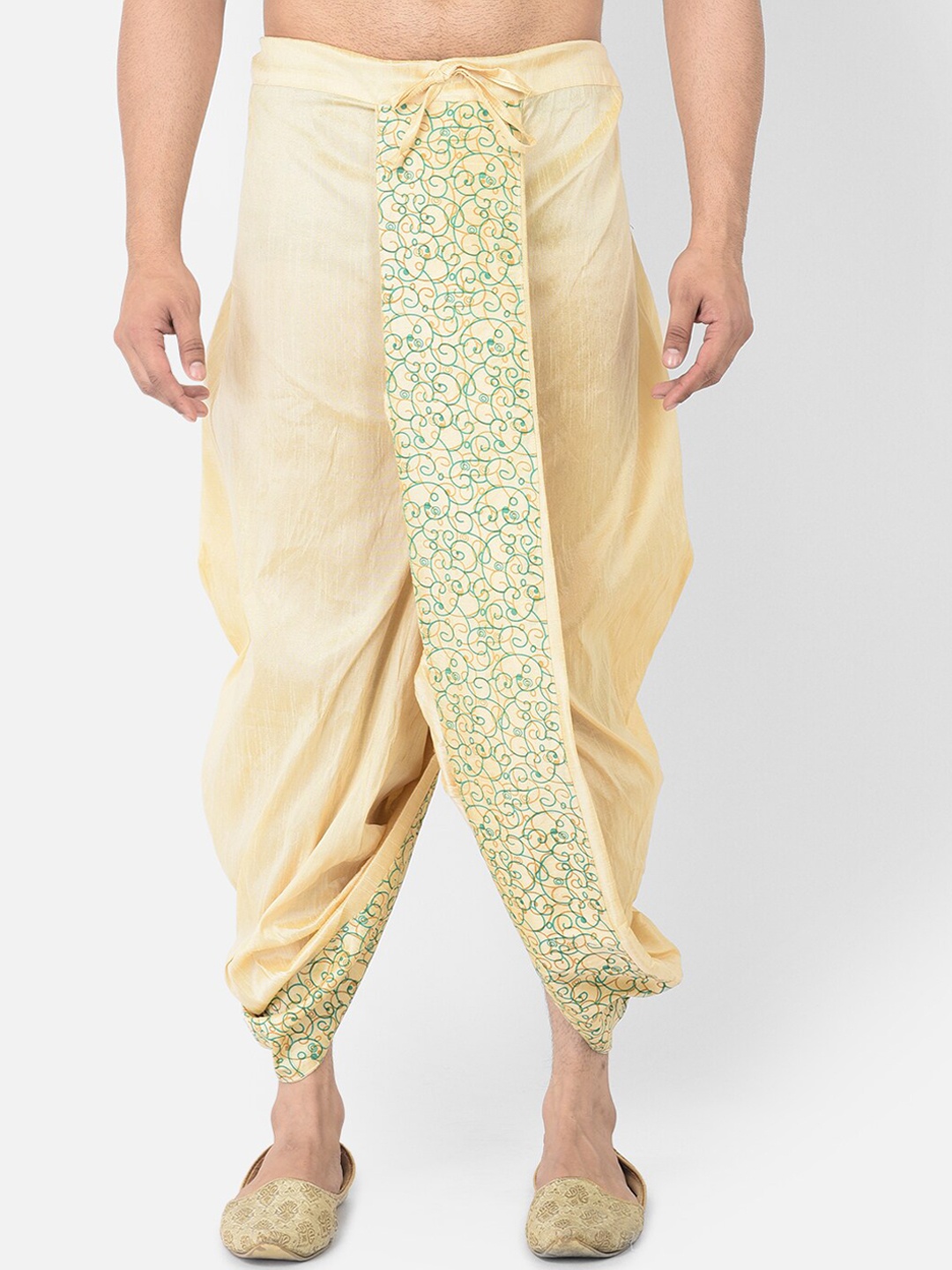 

DEYANN Men Cream-Coloured & Green Printed Dhoti Pants