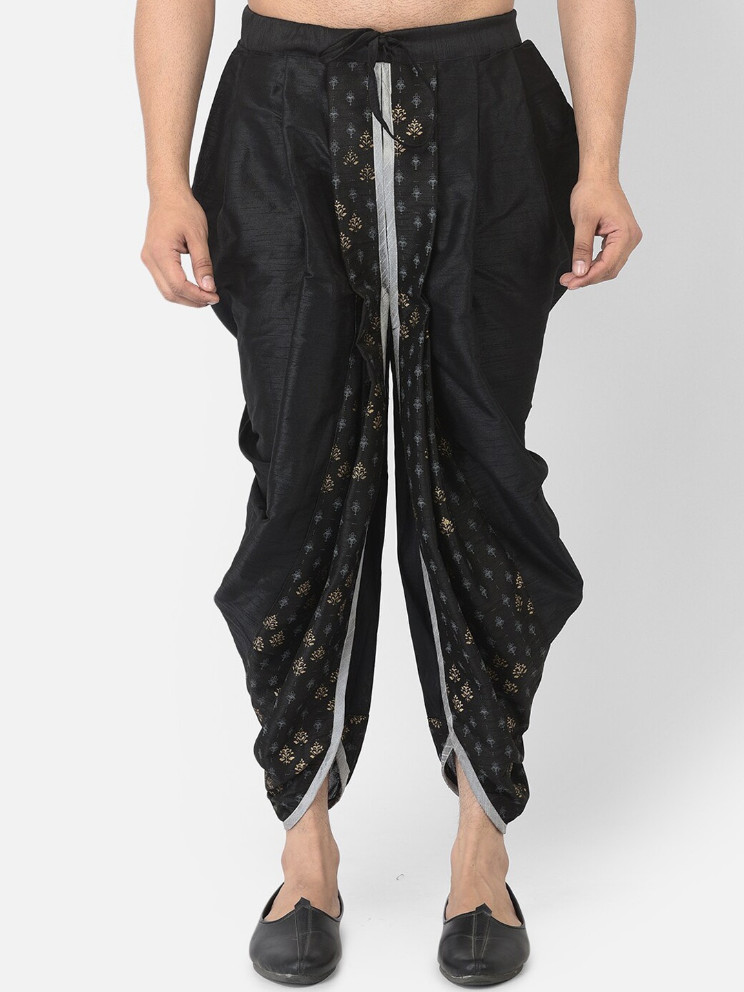 

DEYANN Men Black Printed Dhoti Pants