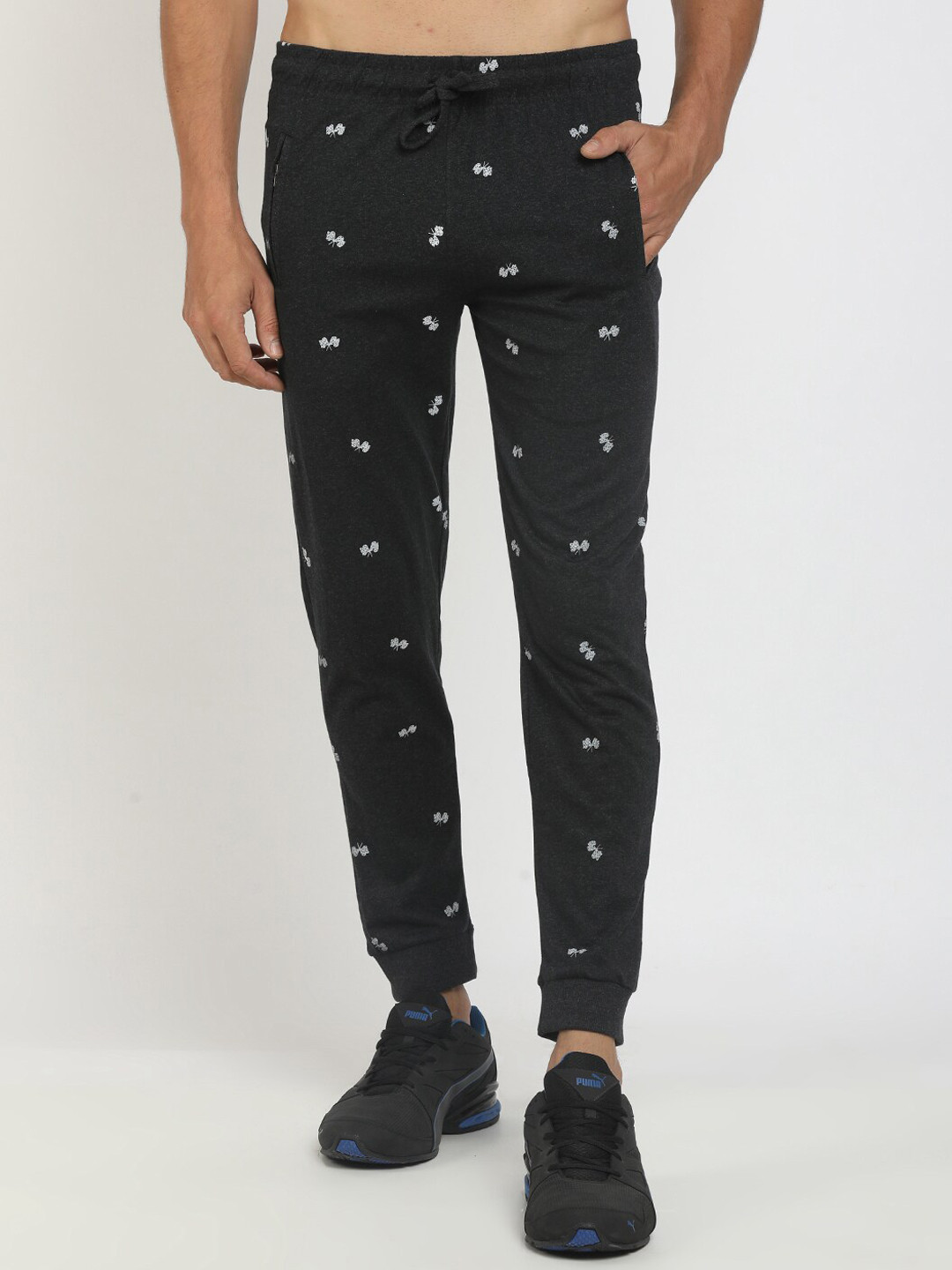 

V-Mart Men Grey & White Printed Pyjamas