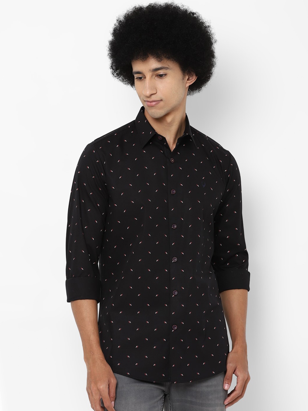 

Allen Solly Men Black Slim Fit Printed Pure Cotton Casual Shirt