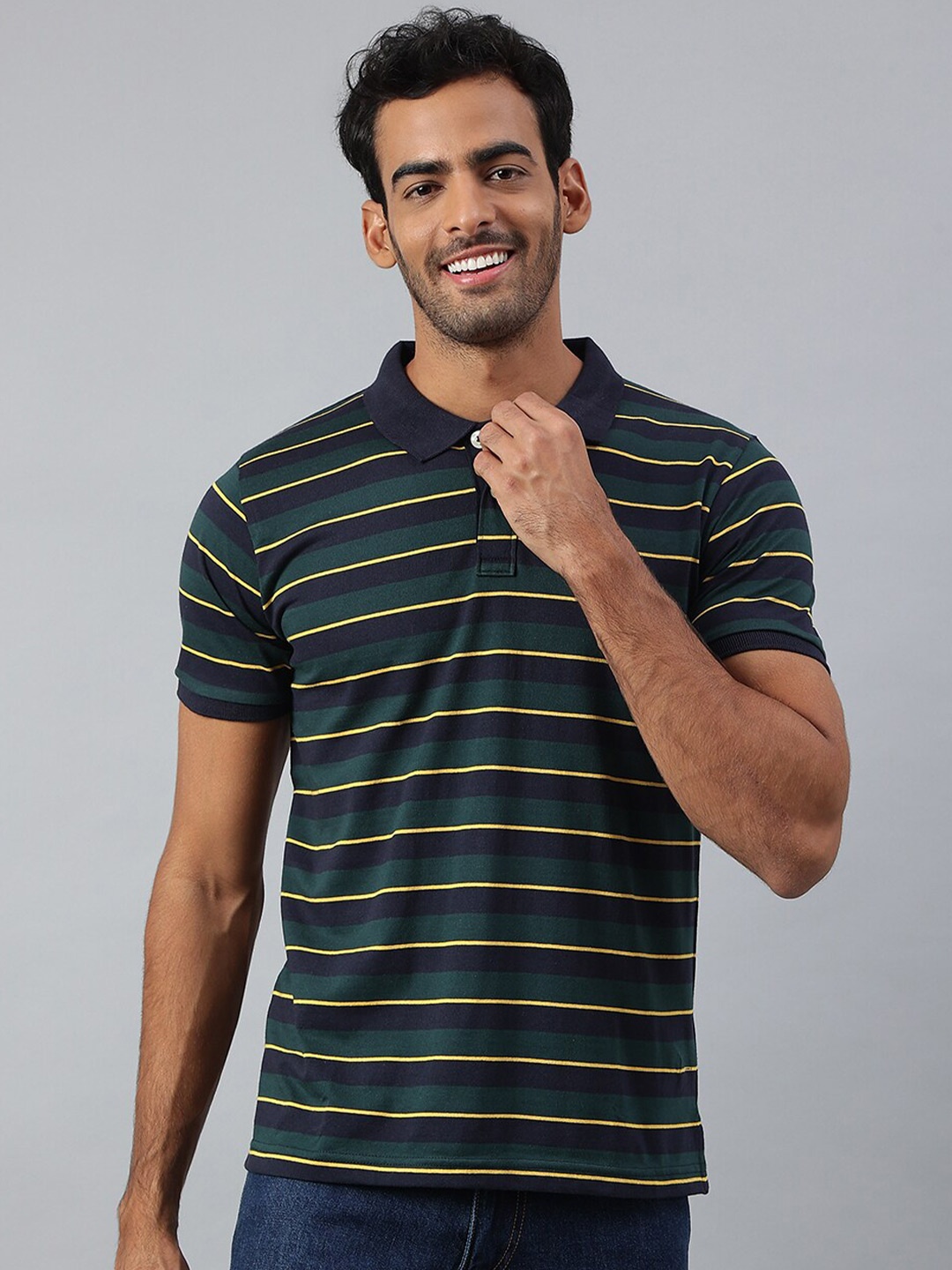 

MR BUTTON Men Green Striped Slim Fit T-shirt