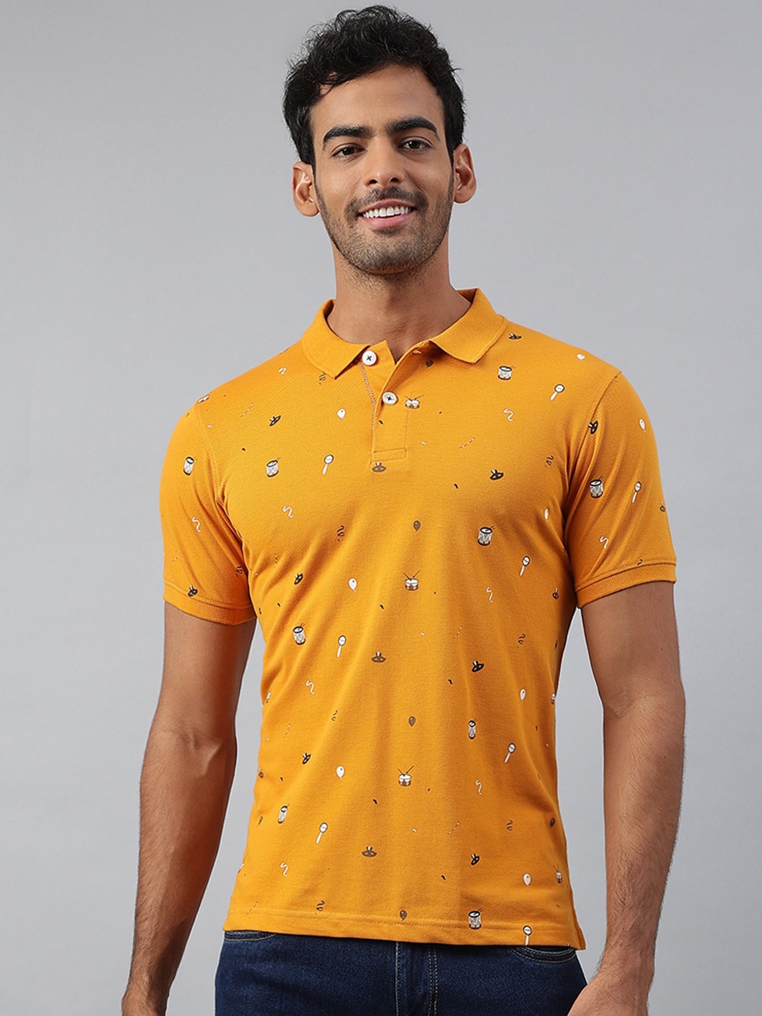 

MR BUTTON Men Mustard Yellow Printed Polo Collar Slim Fit T-shirt