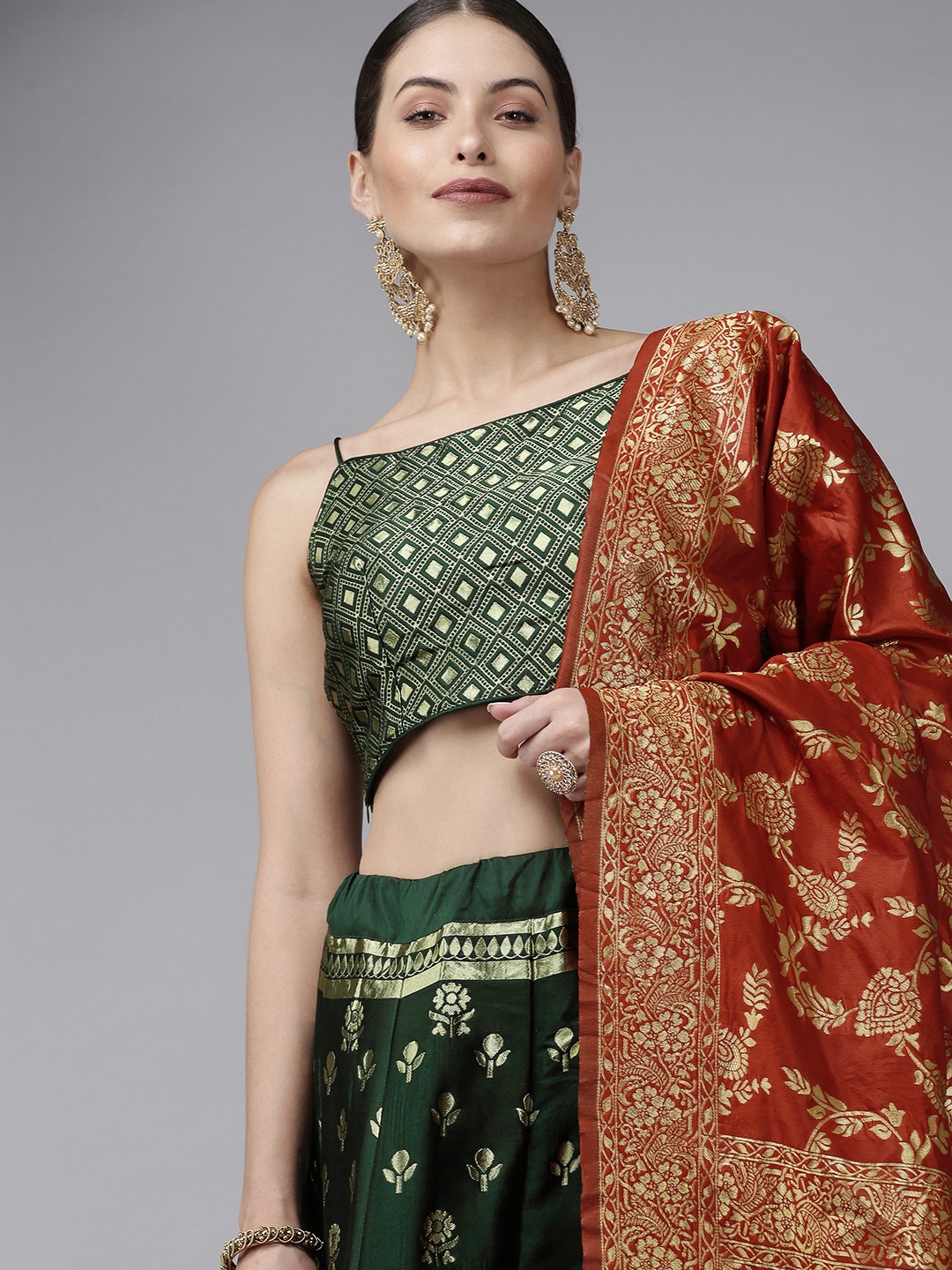 

DIVASTRI Green & Red Ready to Wear Lehenga & Unstitched Blouse With Dupatta
