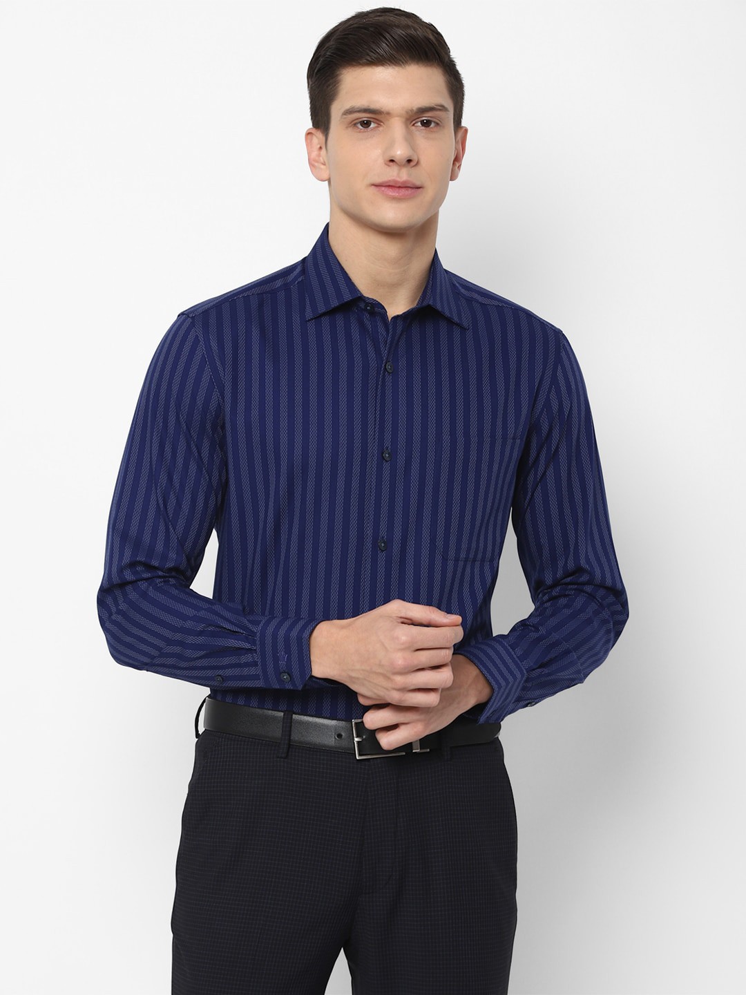 

Louis Philippe Men Navy Blue Striped Formal Shirt