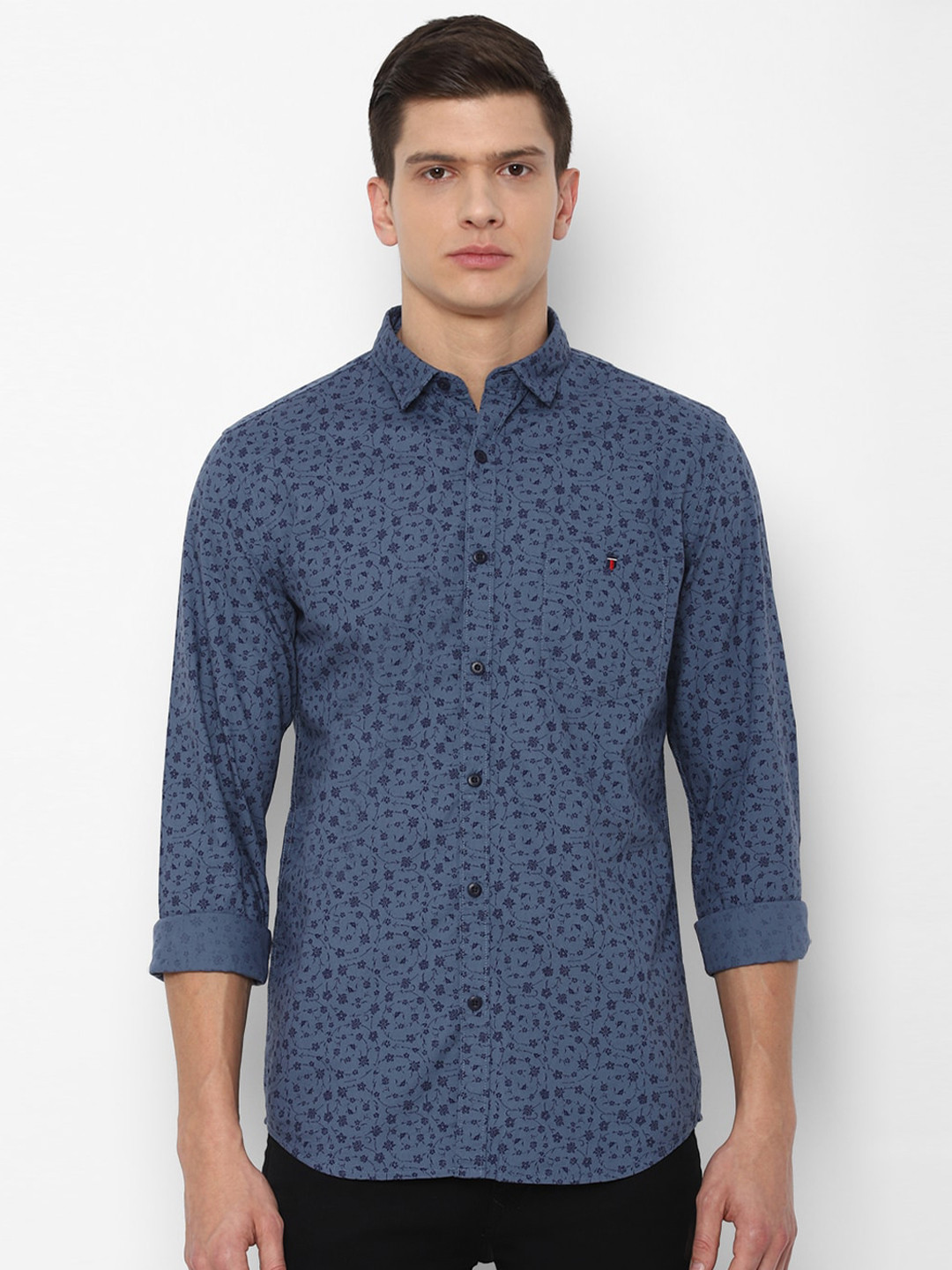 

Louis Philippe Jeans Men Blue Slim Fit Floral Printed Casual Shirt
