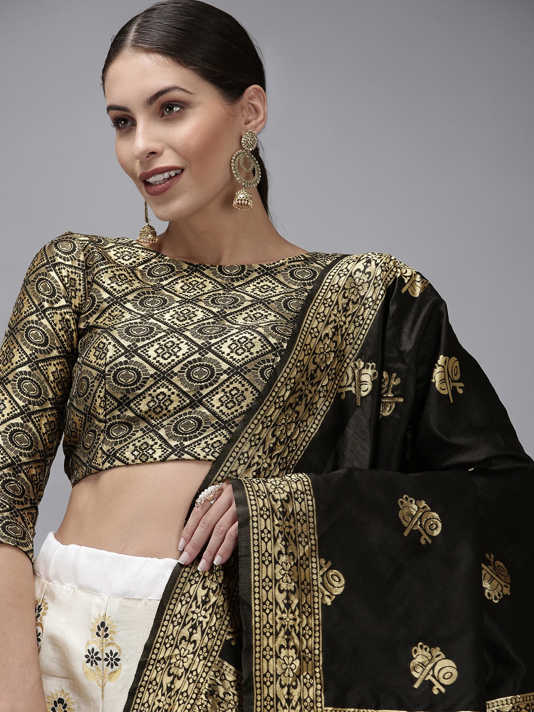 

DIVASTRI White & Black Ready to Wear Lehenga & Unstitched Blouse With Dupatta