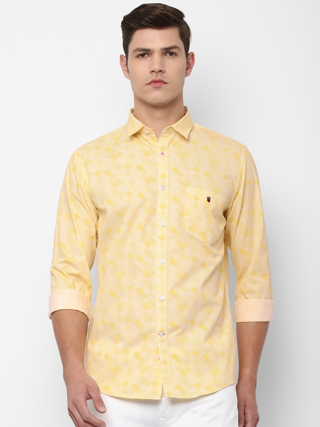 

Louis Philippe Sport Men Yellow Slim Fit Printed Casual Shirt