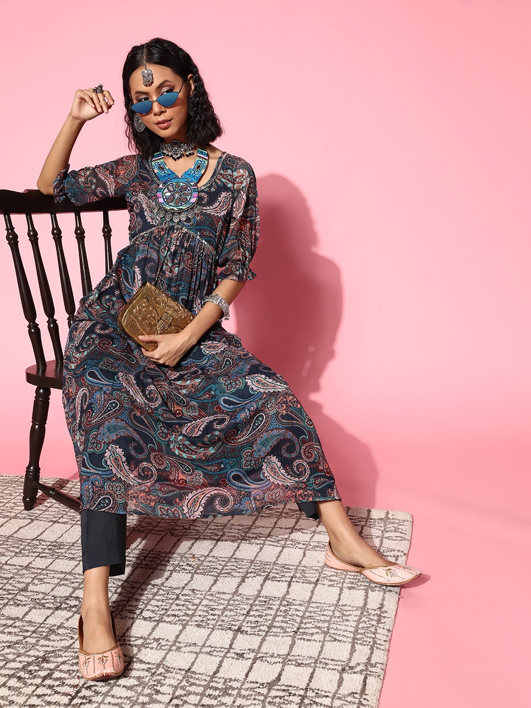 

Inddus Women Solid Poly-Chiffon Ethereal Embroidery Kurta Set, Navy blue