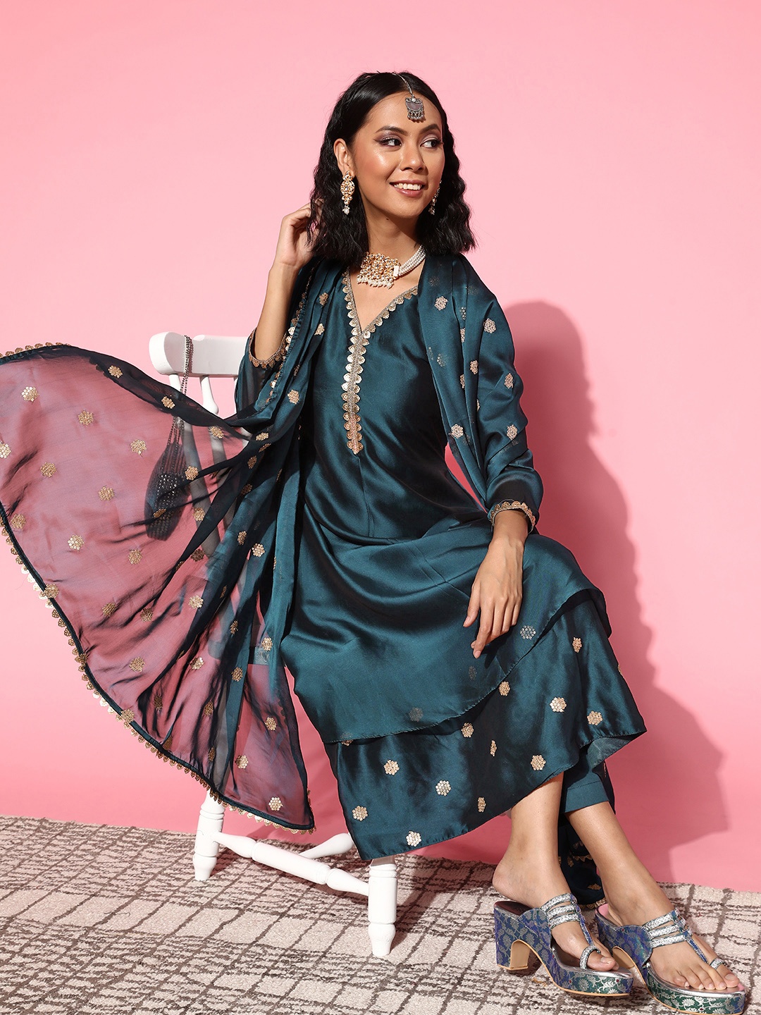 

Inddus Women Solid Silk Blend Ethereal Embroidery Kurta Set, Teal