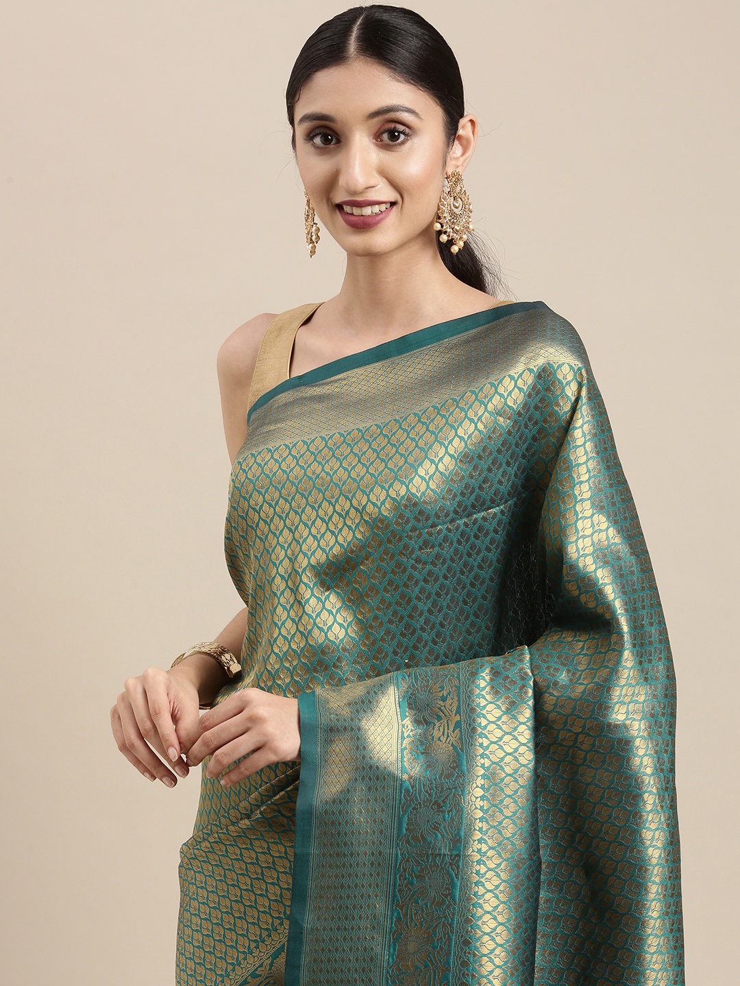 

Mitera Blue & Gold-Toned Woven Design Zari Silk Blend Kanjeevaram Saree