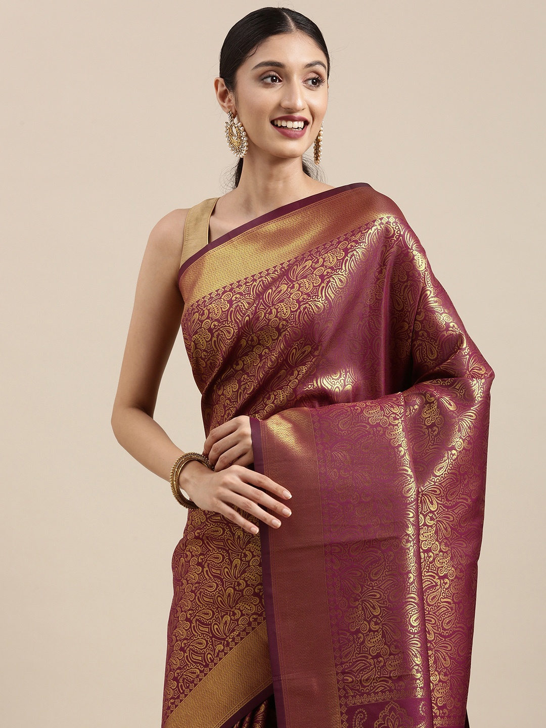 

Mitera Purple & Gold-Toned Paisley Zari Silk Blend Heavy Work Kanjeevaram Saree