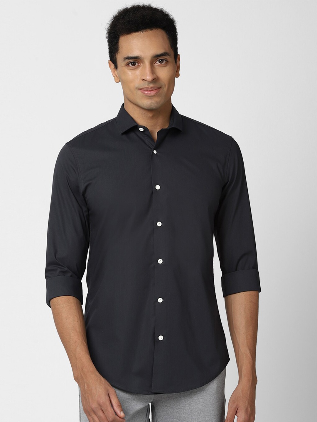 

Peter England Men Grey Slim Fit Casual Shirt