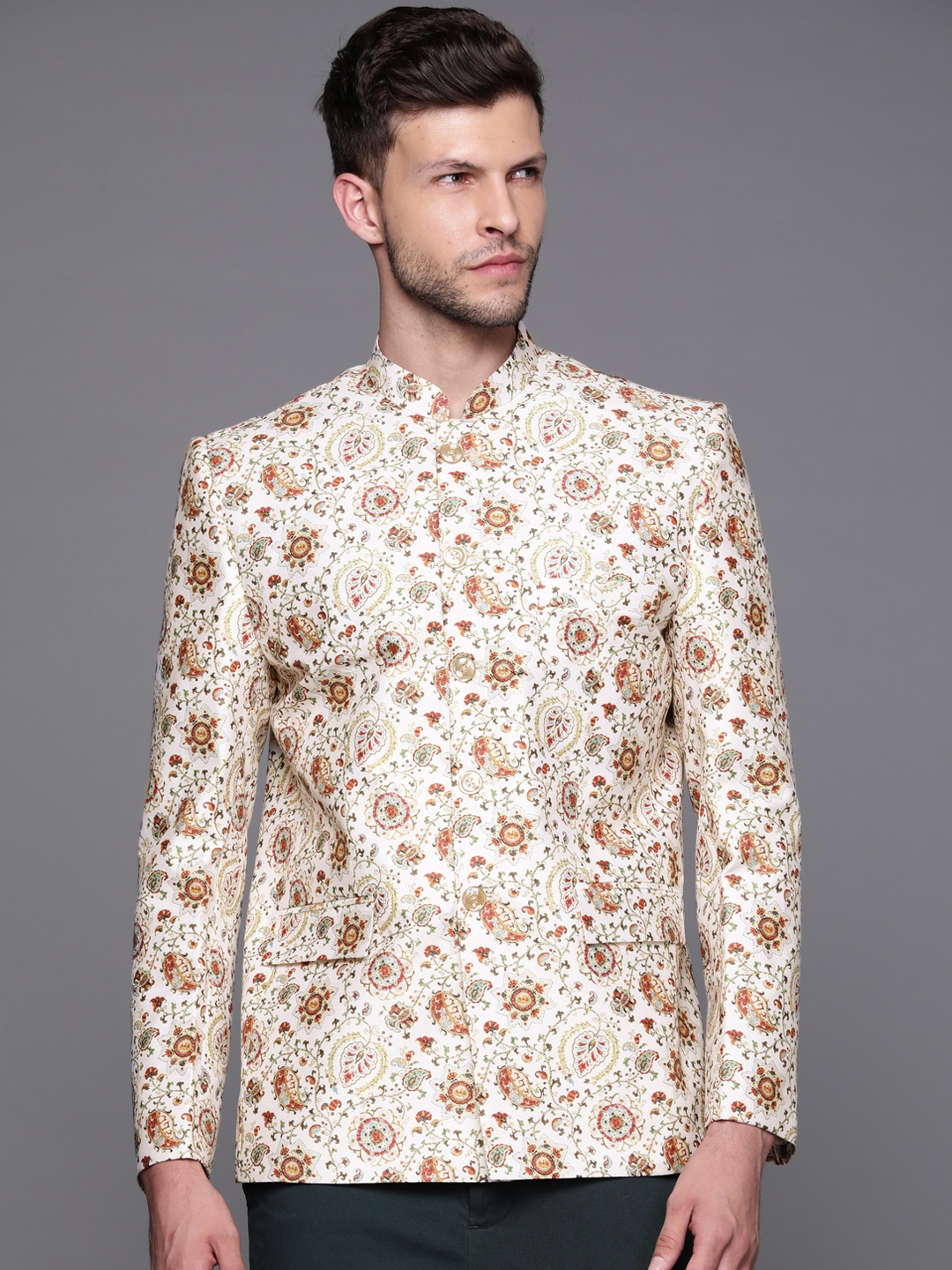

DEYANN Men Brown & Off White Ethnic Motifs Printed Bandhgala Blazer