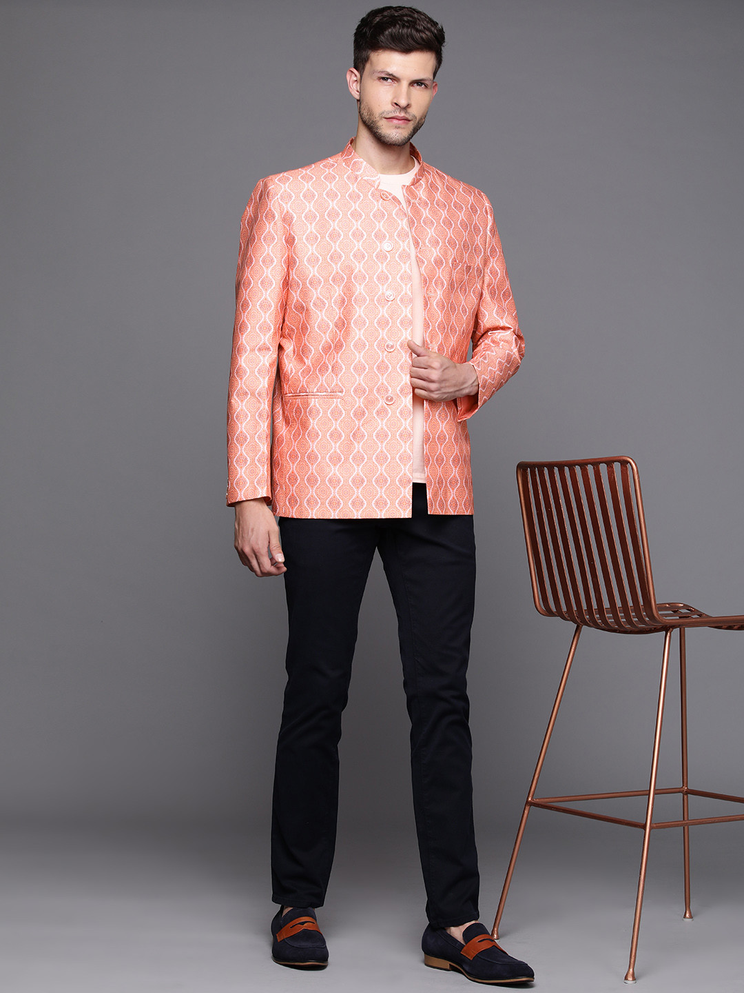

DEYANN Men Peach Ethnic Motifs Printed Bandhgala Blazer
