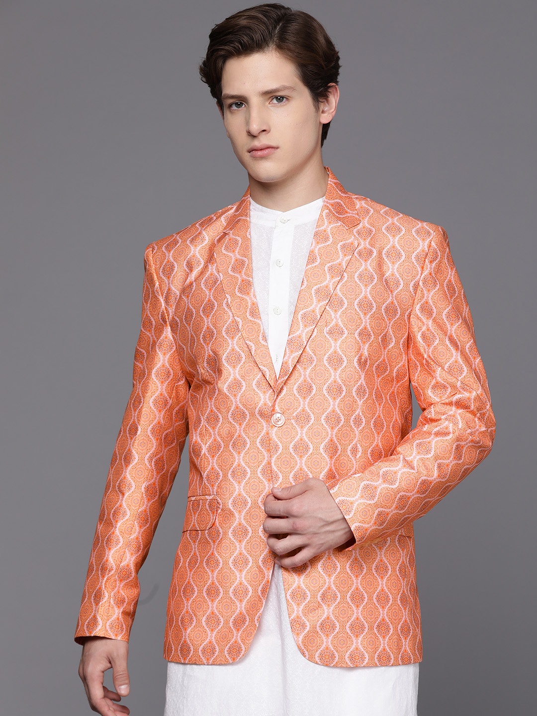 

DEYANN Men Peach Colored Printed Blazer