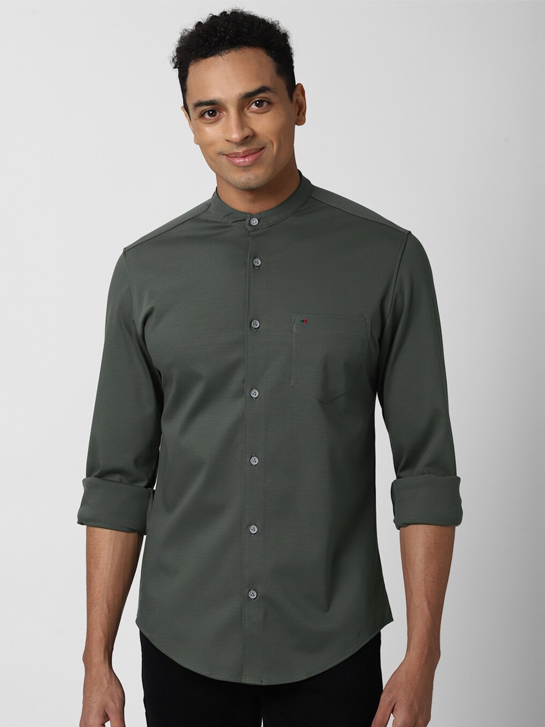 

Peter England Casuals Men Grey Slim Fit Casual Shirt