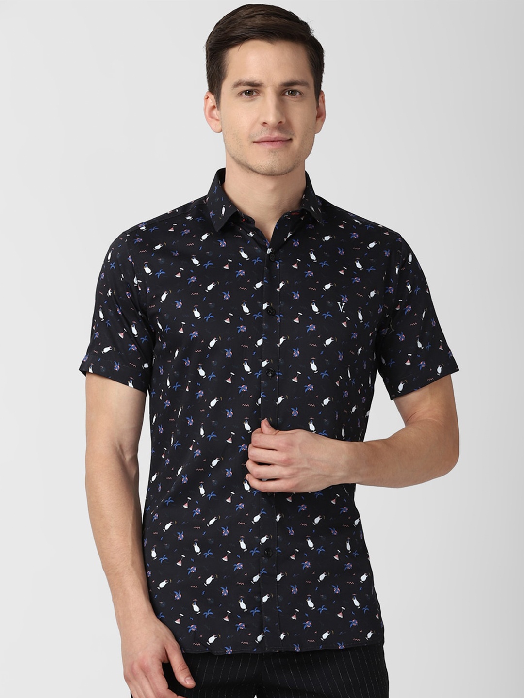

V Dot Men Black Slim Fit Printed Casual Shirt