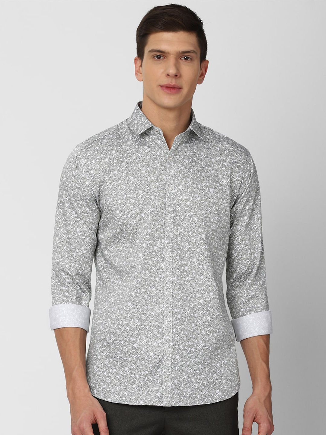 

V Dot Men Grey Slim Fit Floral Printed Casual Shirt
