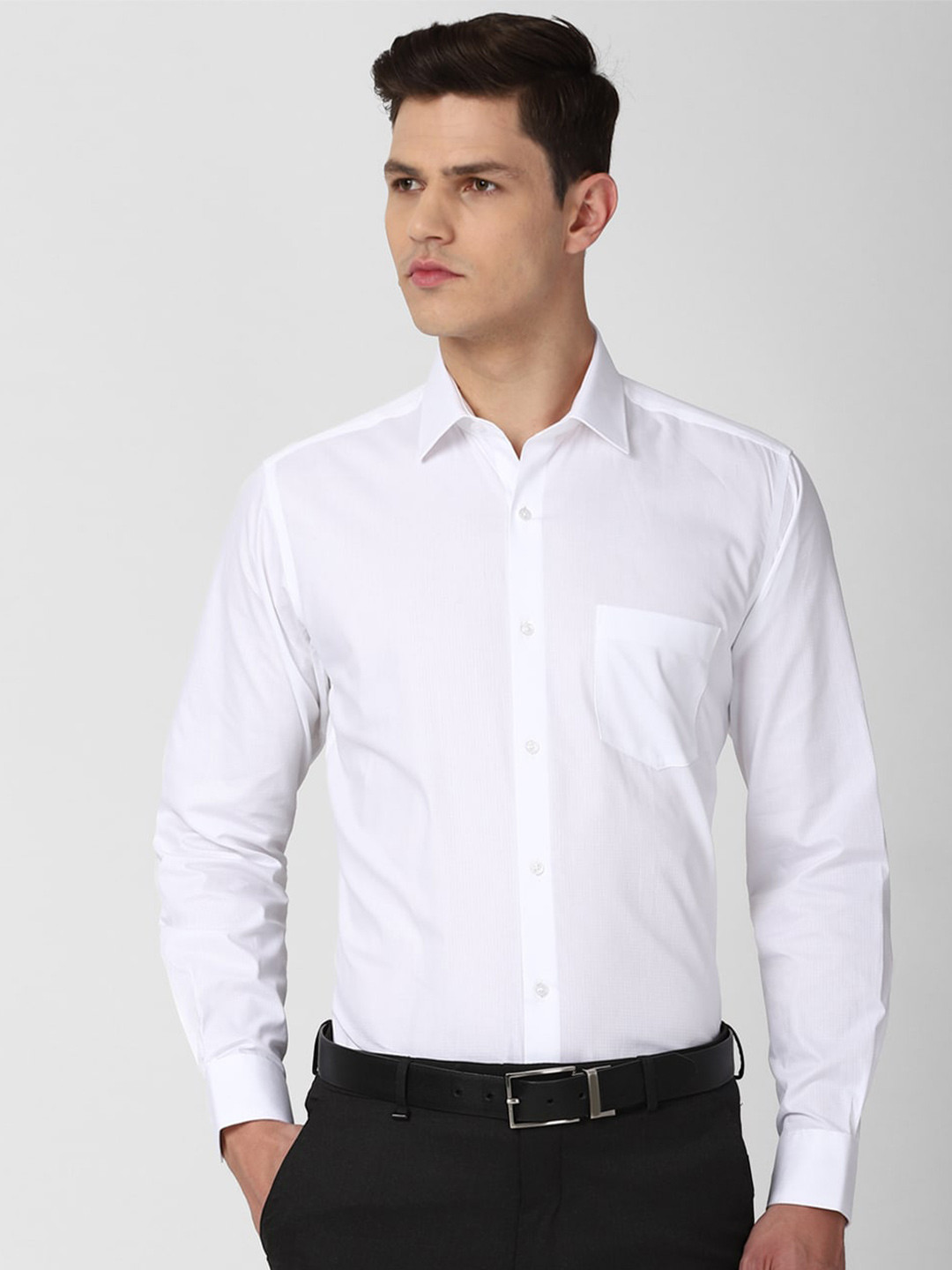 

Van Heusen Men White Solid Regular Cotton Casual Shirt