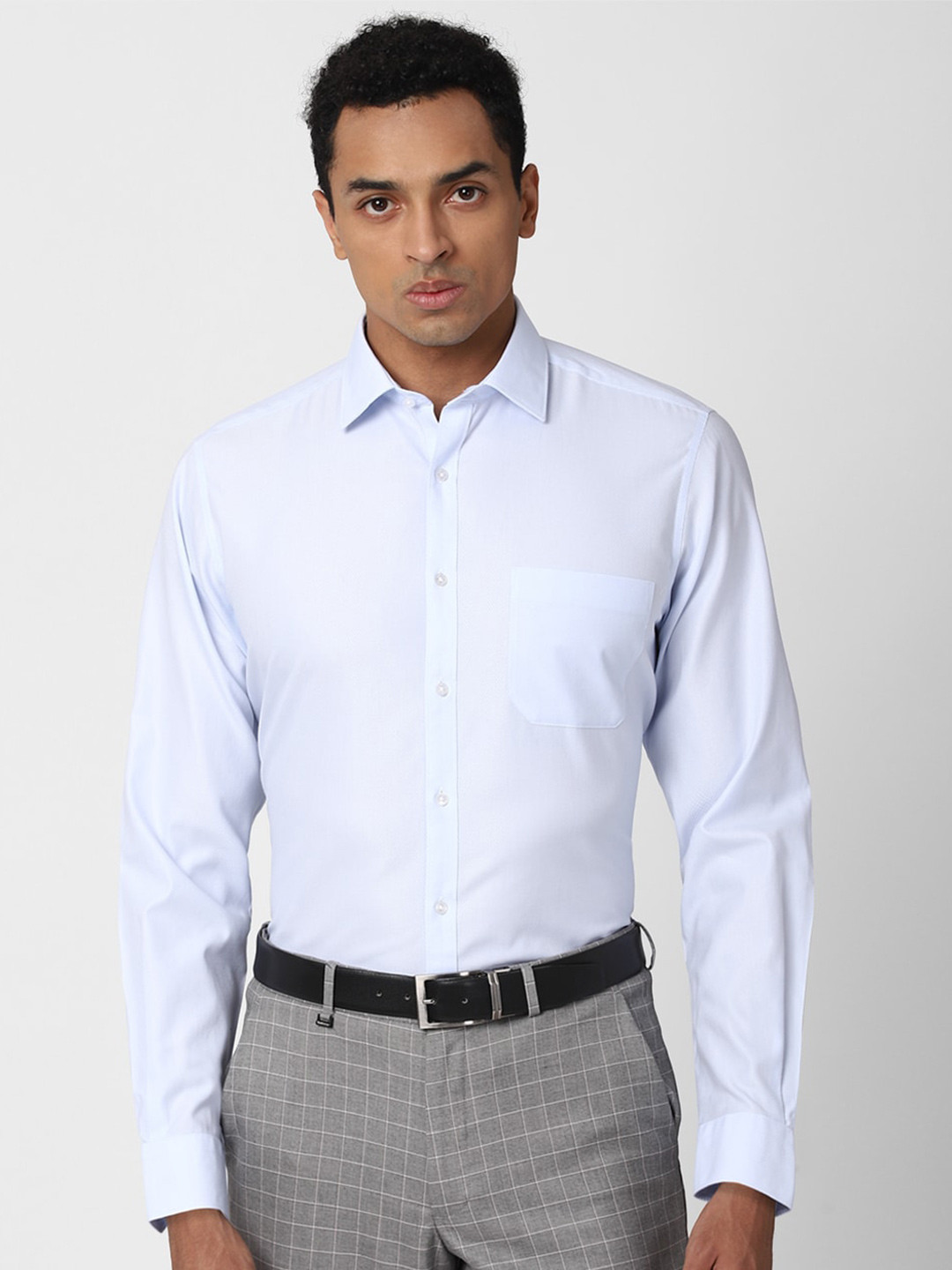 

Van Heusen Men Blue Pure Cotton Formal Shirt