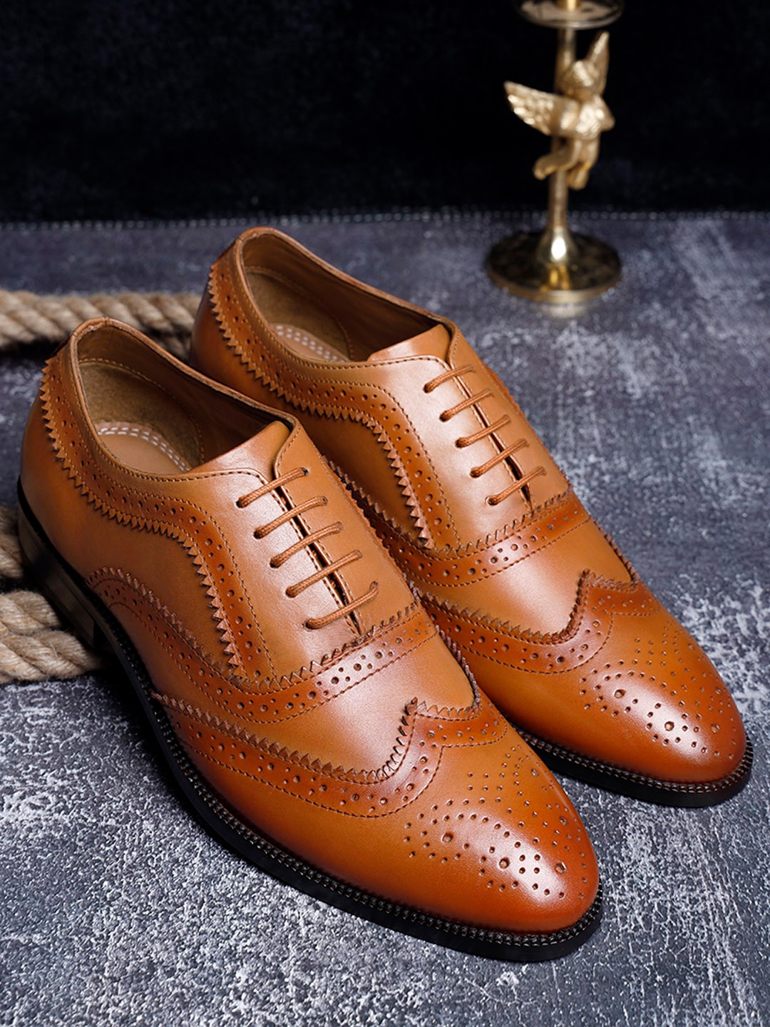 

LOUIS STITCH Men Premium Leather Dual Tone Patina Brogue Shoes, Tan