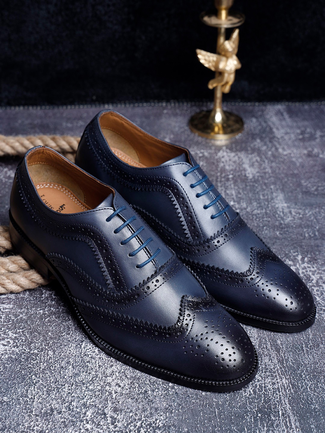 

LOUIS STITCH Men Premium Leather Dual Tone Patina Brogue Shoes, Blue