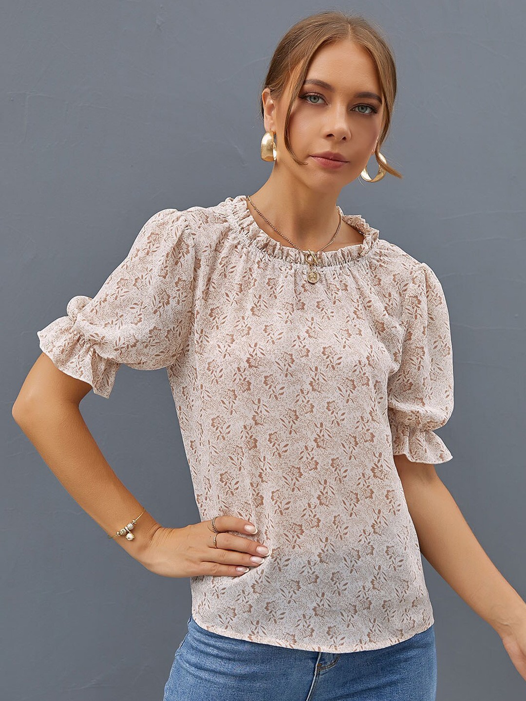 

BoStreet Women Beige Floral Printed Top